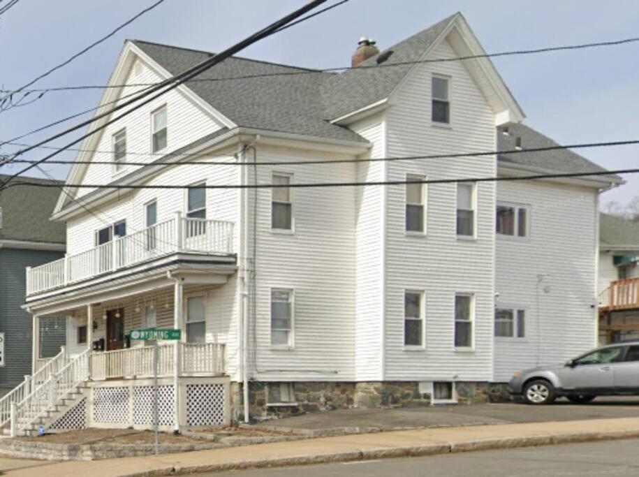 Spacious And Cozy- Near T-Station-Quiet Neighborhood! Malden Exterior foto